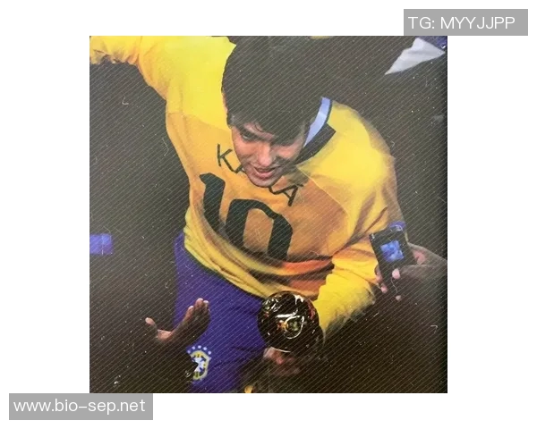 足球明星头像男生的魅力与风采解析探索他们的个性与时尚感